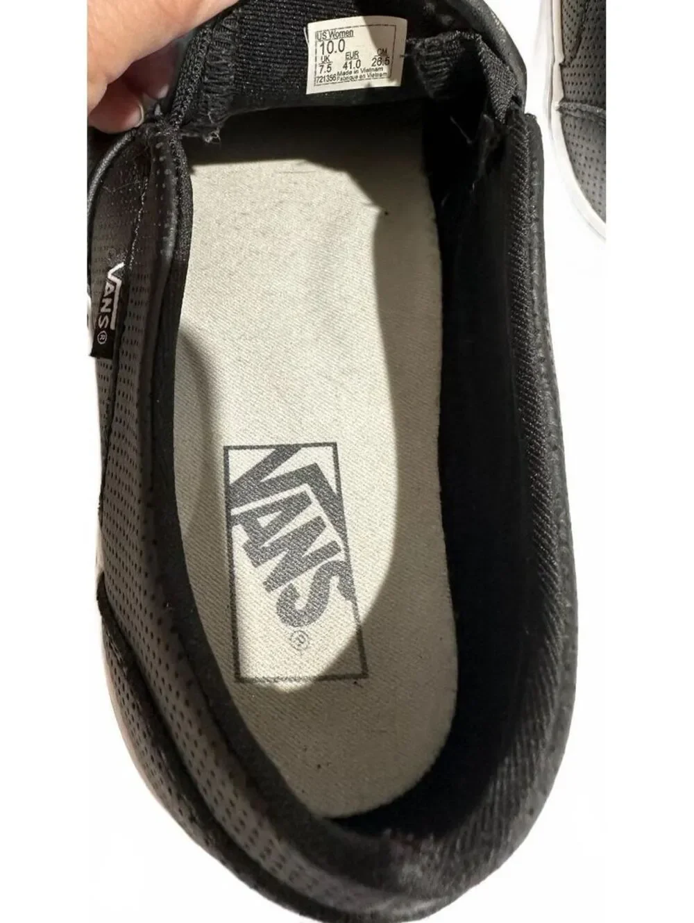 VANS 